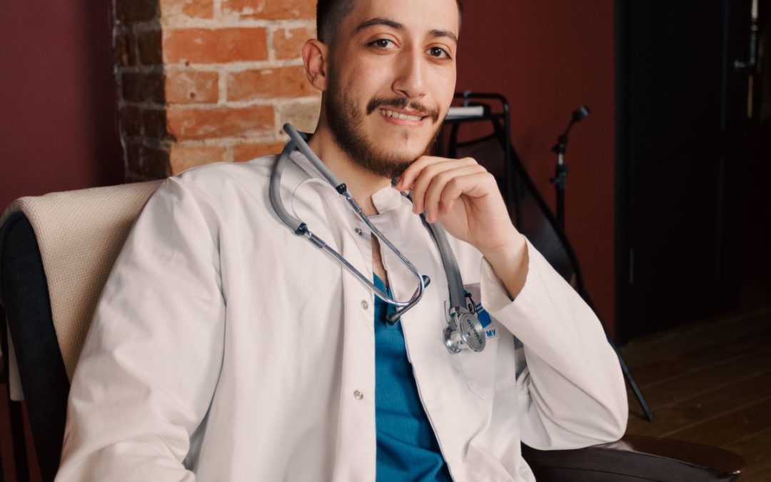 chiro associate compensation